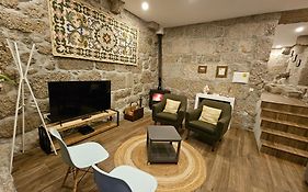 Quinta da Casa dos Santos - Inside Gerês
